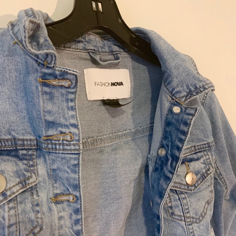Fashion Nova Cropped Jean Jacket